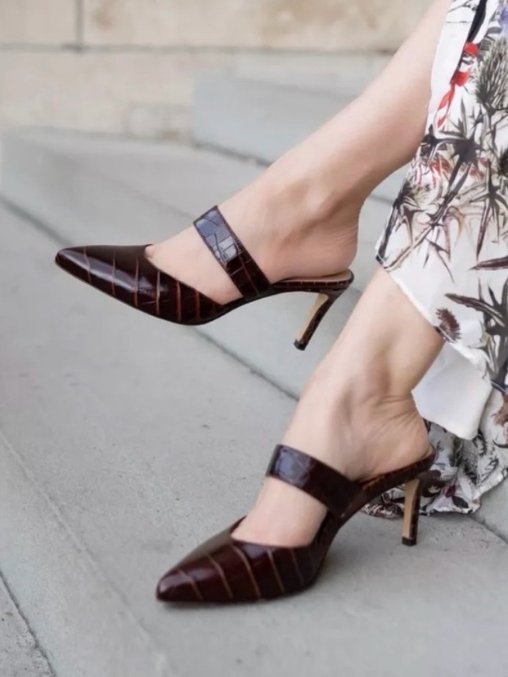 Inez Mora Mule in Croco Pointed Toe Embossed Leather Slip-On Shoes